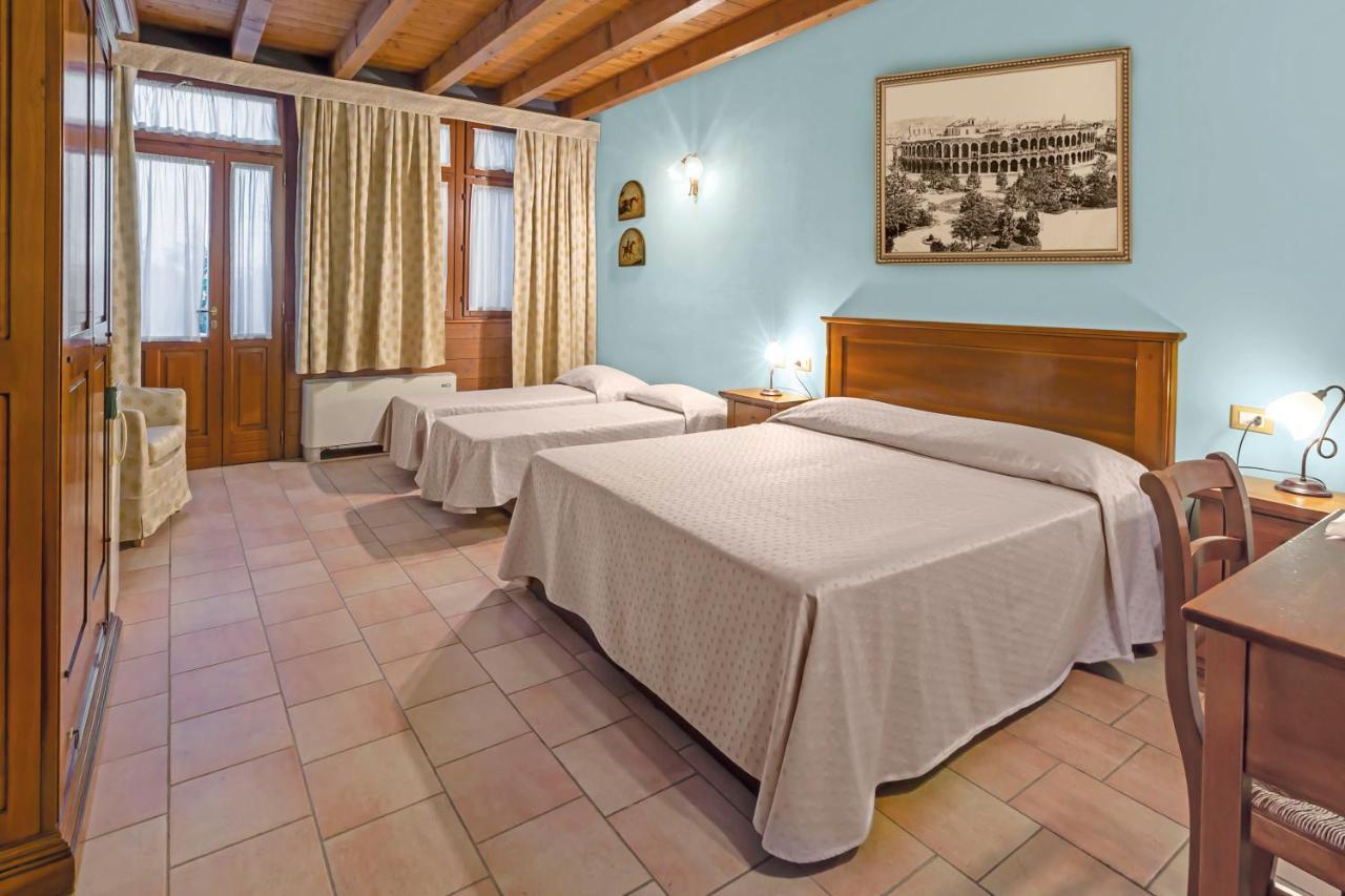 Agriturismo Casa Rosa Verona Luaran gambar