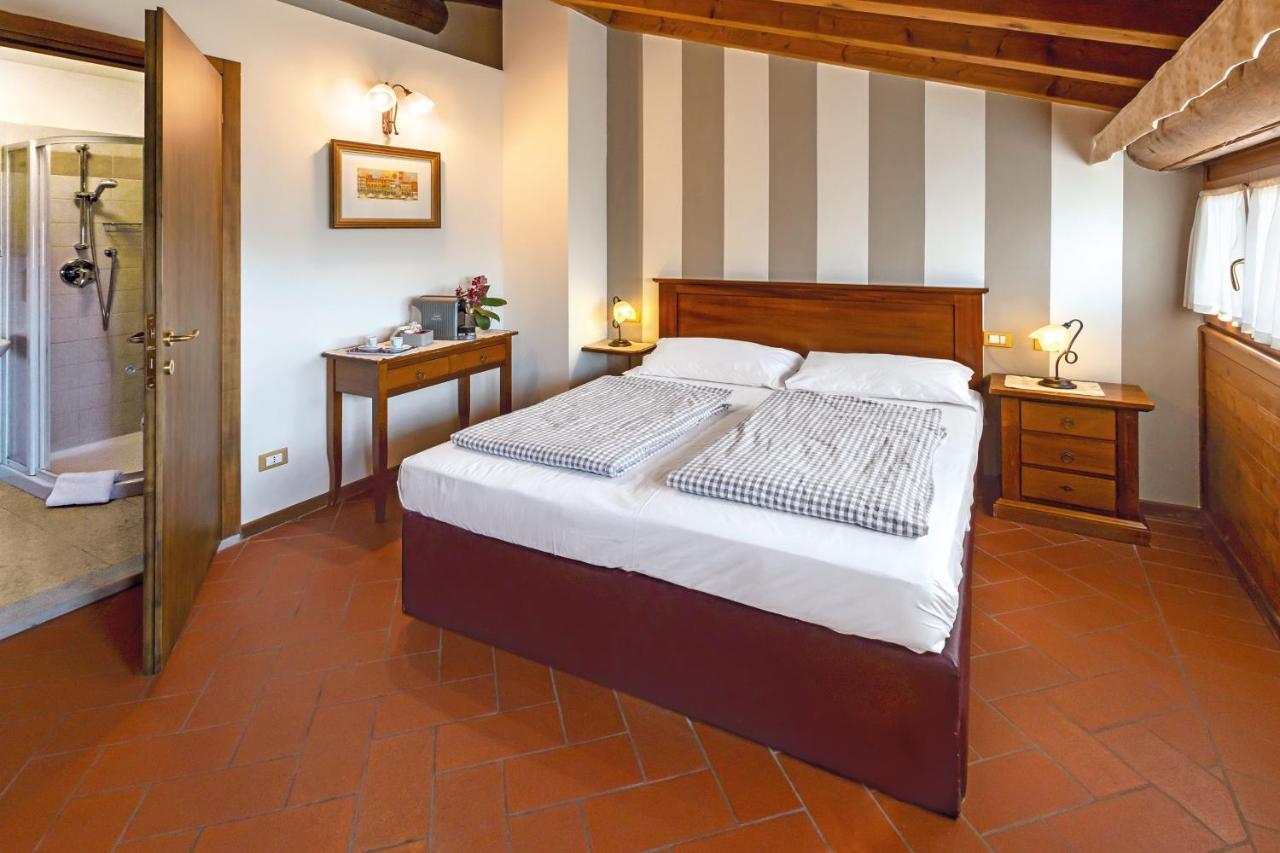 Agriturismo Casa Rosa Verona Luaran gambar