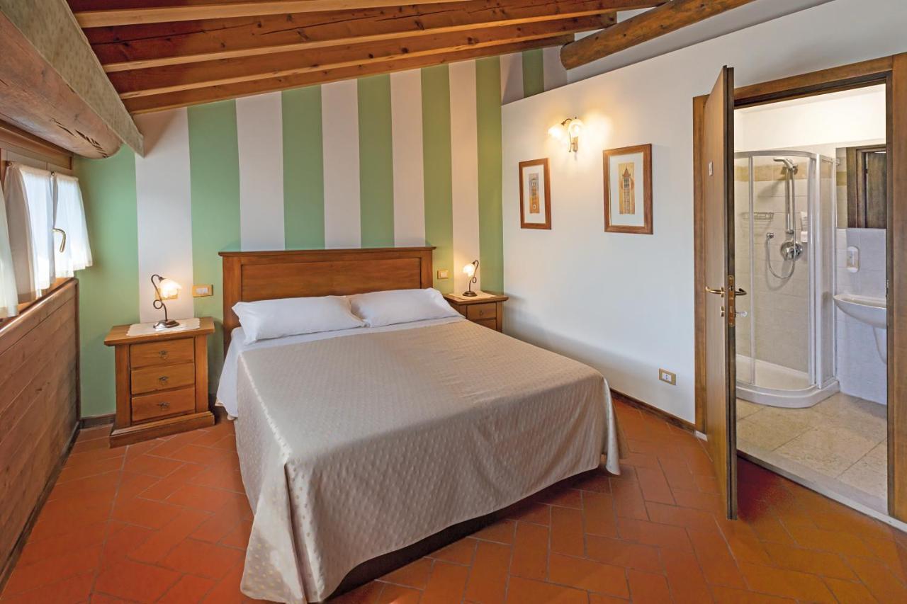 Agriturismo Casa Rosa Verona Luaran gambar