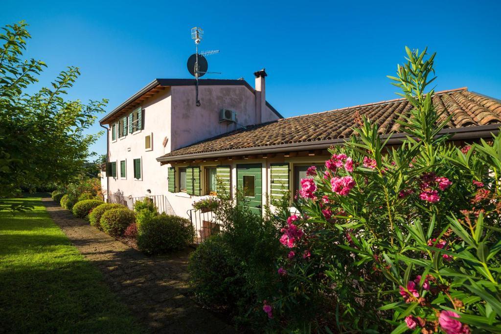 Agriturismo Casa Rosa Verona Luaran gambar