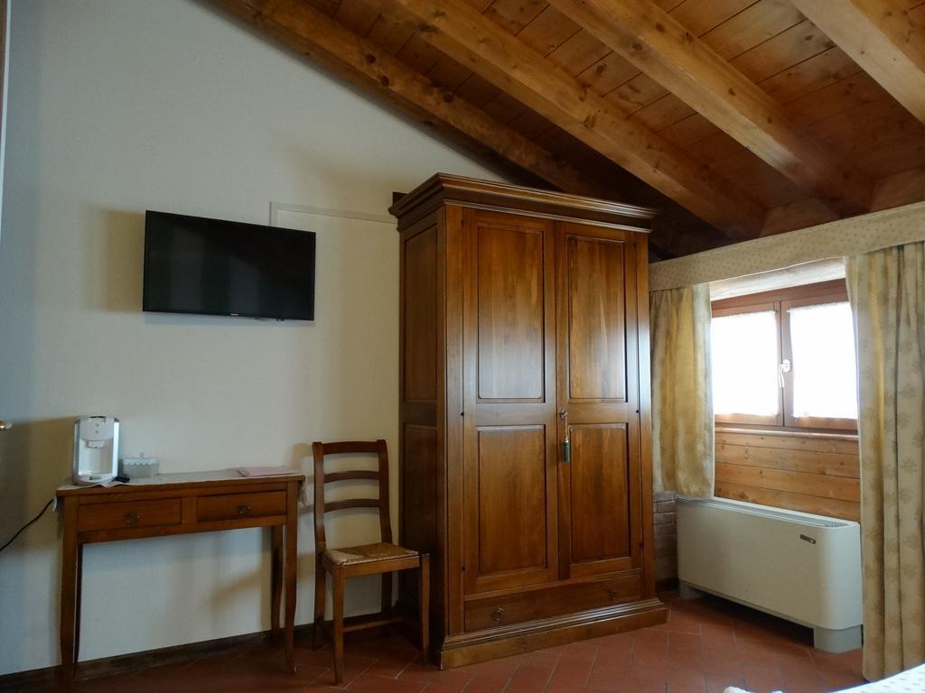 Agriturismo Casa Rosa Verona Luaran gambar